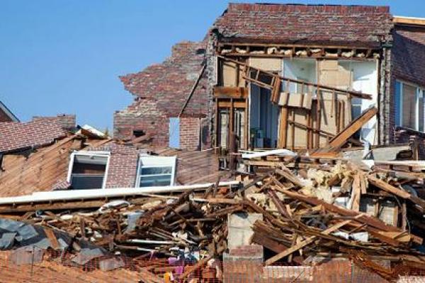 男人梦见房子倒塌是什么预兆