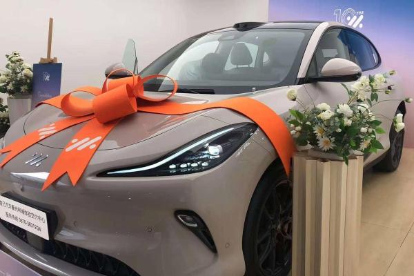 四月初五提车好吗